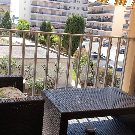 Apartament Les Caroubiers Roquebrune-Cap-Martin Zewnętrze zdjęcie