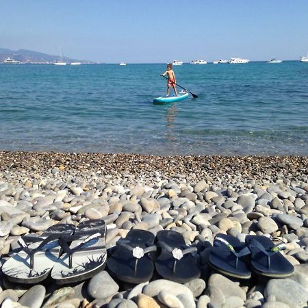 Apartament Les Caroubiers Roquebrune-Cap-Martin Zewnętrze zdjęcie