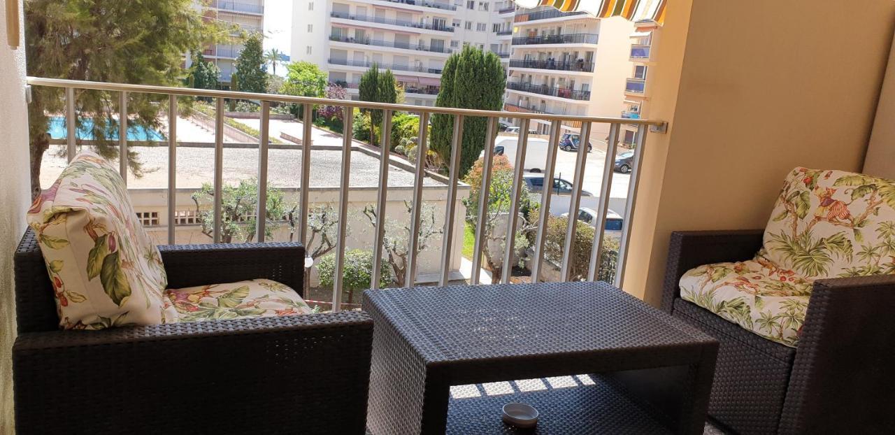 Apartament Les Caroubiers Roquebrune-Cap-Martin Zewnętrze zdjęcie