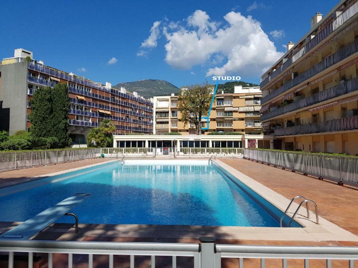Apartament Les Caroubiers Roquebrune-Cap-Martin Zewnętrze zdjęcie