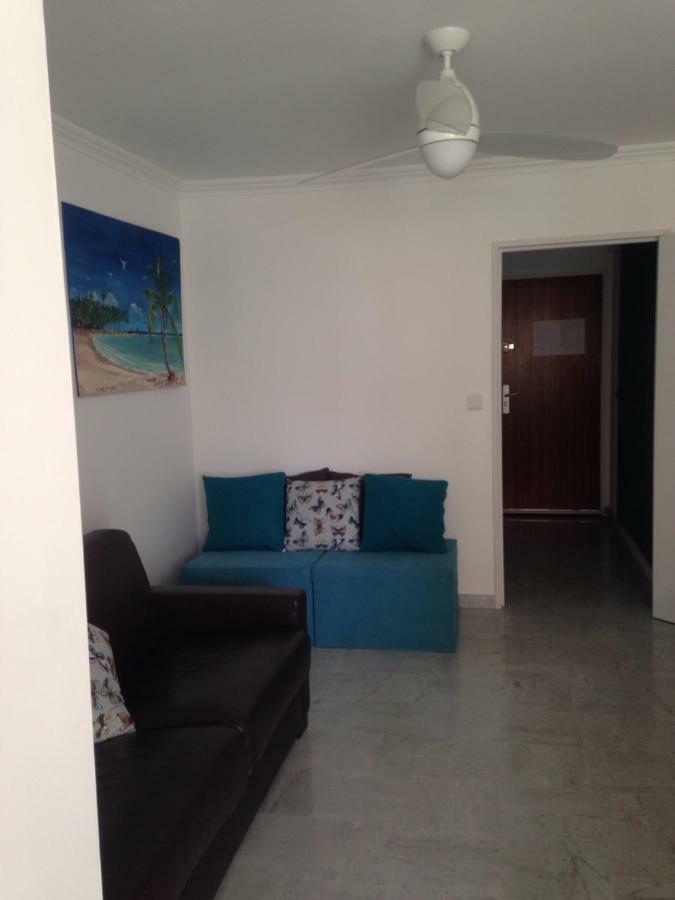 Apartament Les Caroubiers Roquebrune-Cap-Martin Zewnętrze zdjęcie