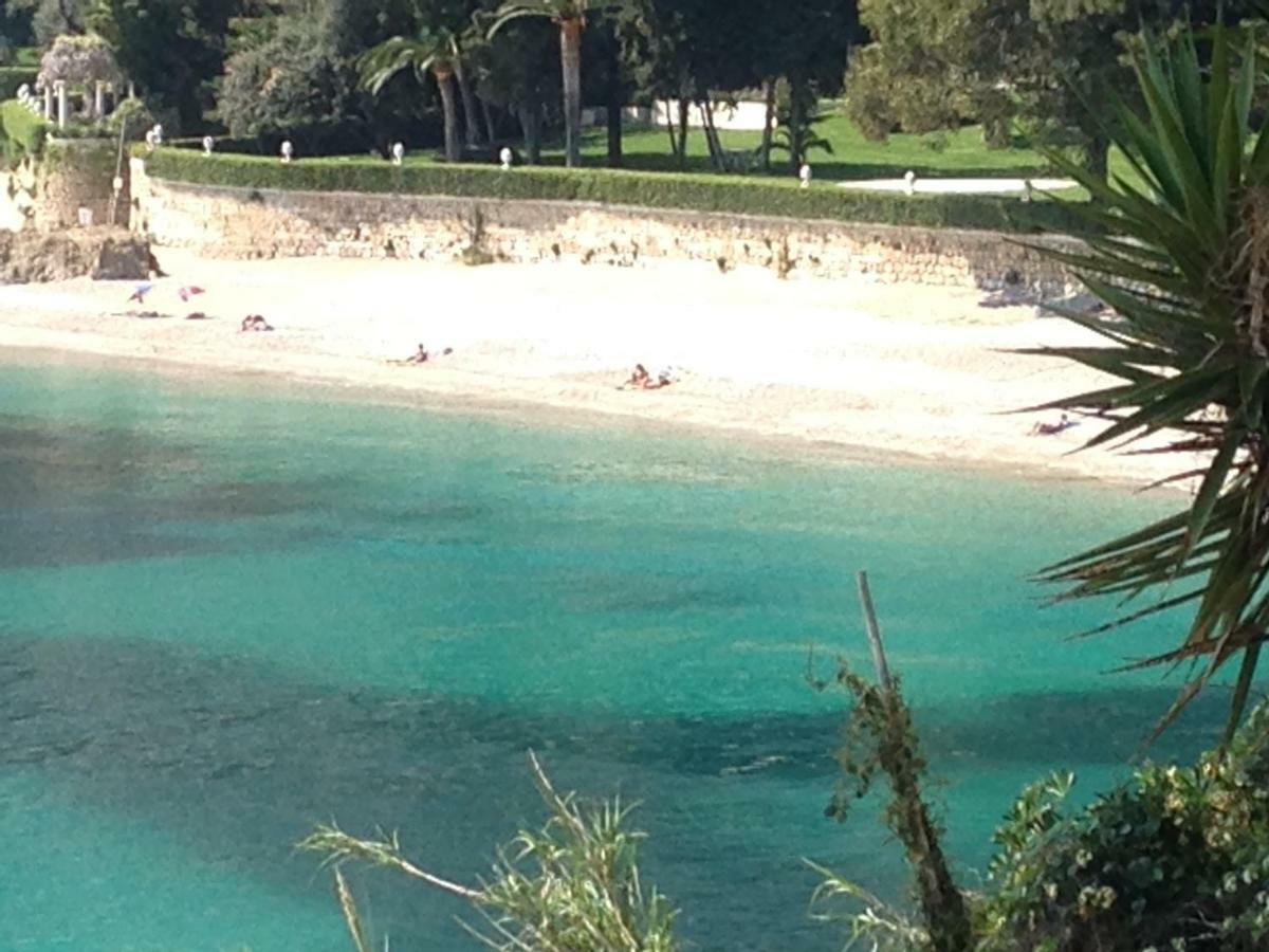 Apartament Les Caroubiers Roquebrune-Cap-Martin Zewnętrze zdjęcie