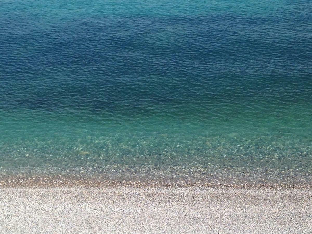 Apartament Les Caroubiers Roquebrune-Cap-Martin Zewnętrze zdjęcie