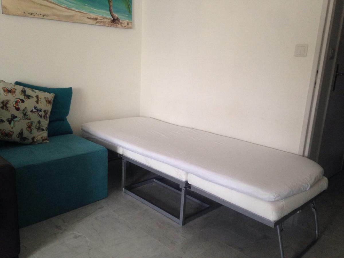 Apartament Les Caroubiers Roquebrune-Cap-Martin Zewnętrze zdjęcie